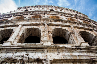 colosseum-5773684_1920.jpg